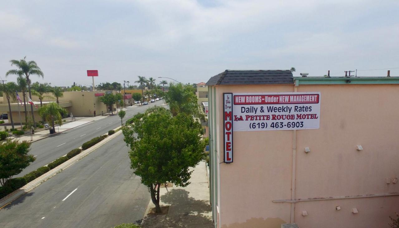 La Petite Rouge Motel San Diego Exterior photo